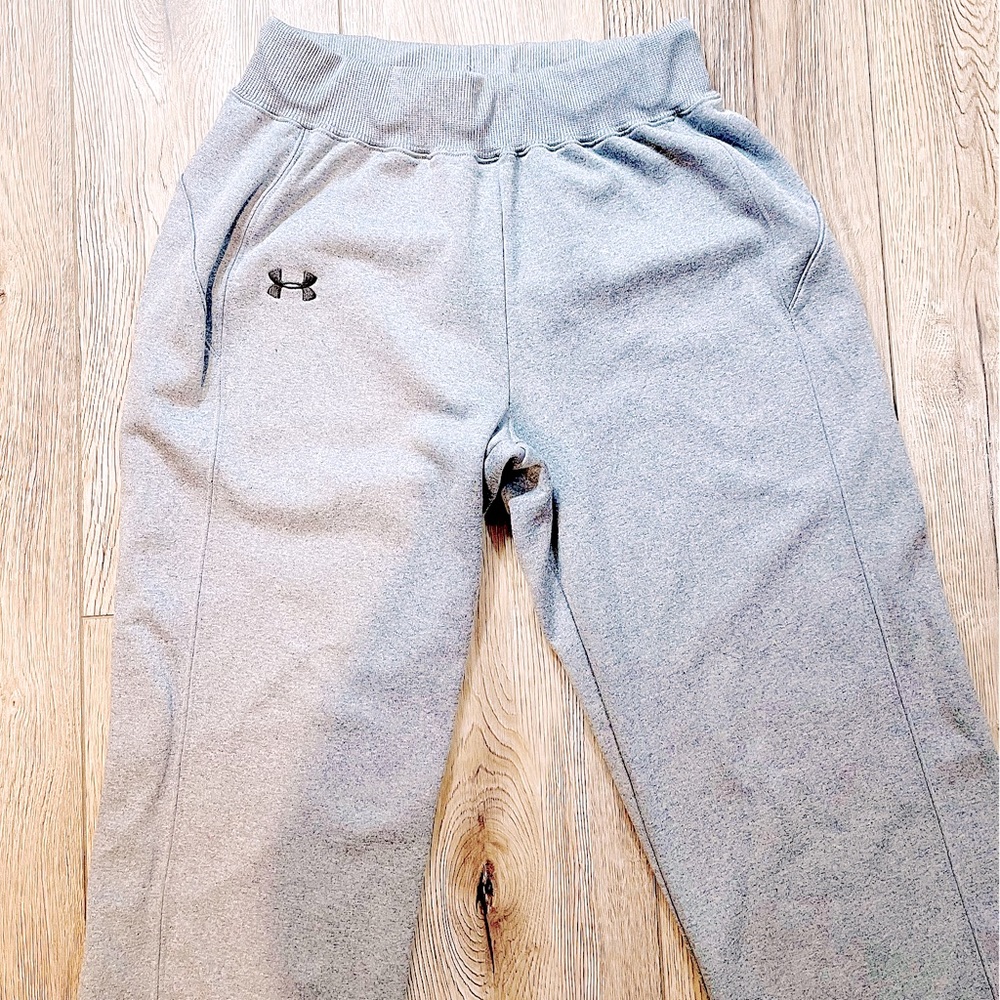 Gray UNDER ARMOUR "Women's"  sweatpants! XS